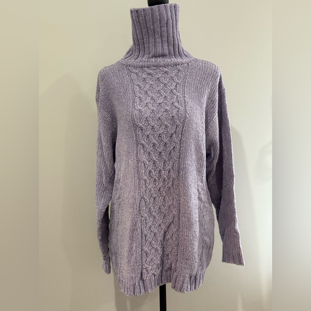 Stitches in Time L Lavender Cable Knit Turtleneck Sweater 100% Acrylic 235
